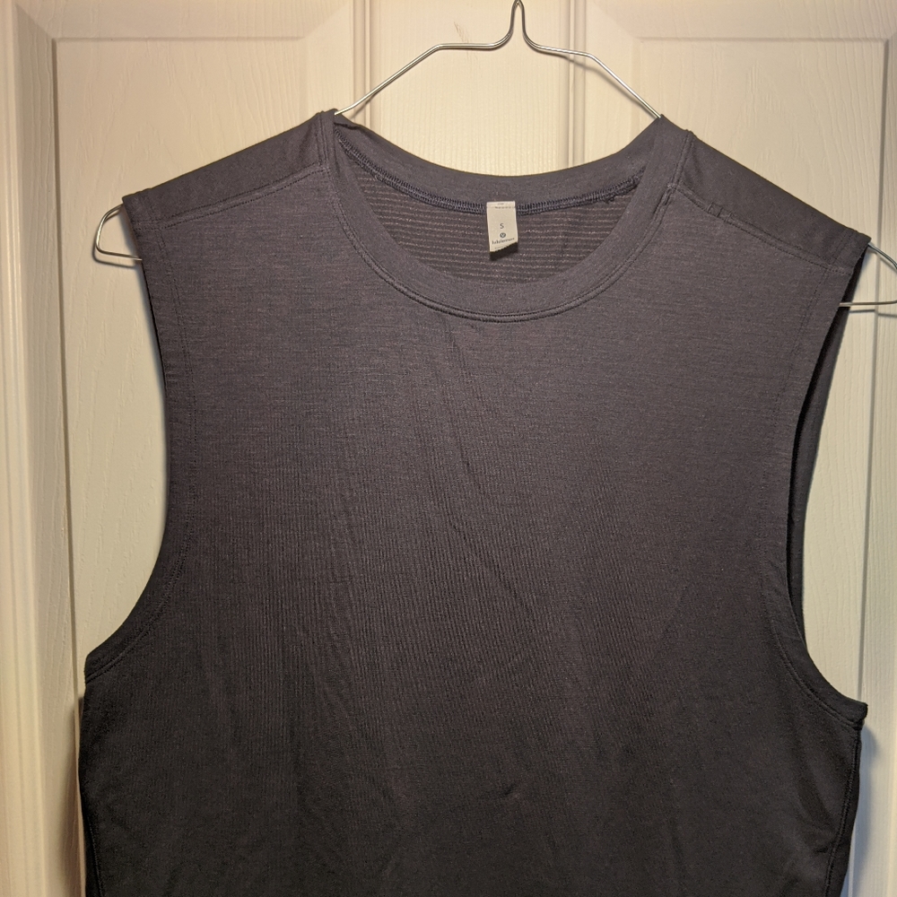Lululemon Men's sleeveless athletic